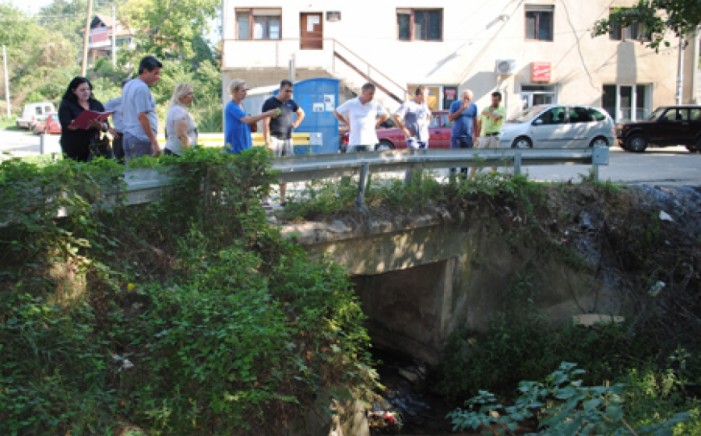 Čišćenje vodotokova i kanala po mesnim zajednicama u Negotinu