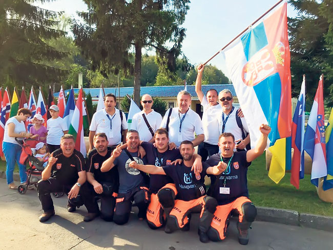 Srpski šumski sekači-motoristi na svetskom prvenstvu u Poljskoj odneli srebrene medalje